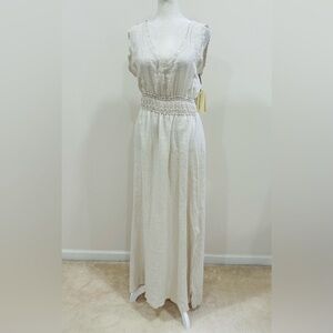Elegant Cream Maxi Dress